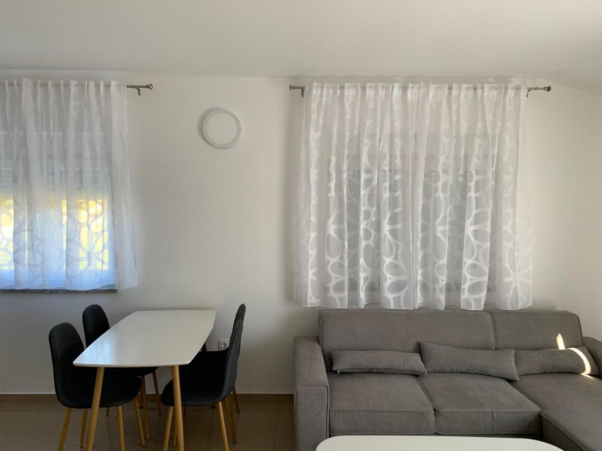 Apartman Ki Apartment Пула Екстериор снимка
