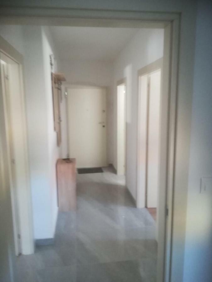 Apartman Ki Apartment Пула Екстериор снимка