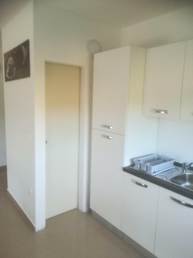 Apartman Ki Apartment Пула Екстериор снимка
